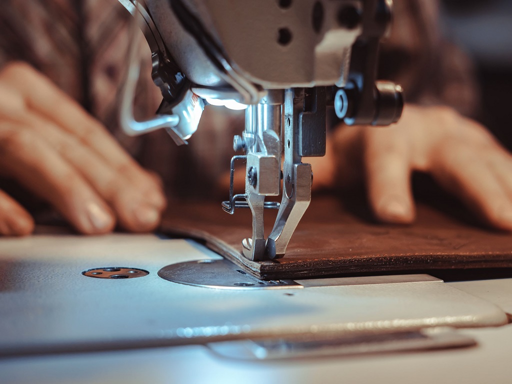 thick leather sewing machine